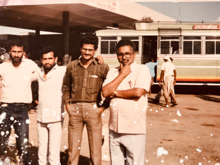1985:MY  KHAJURAHO VISIT with friends